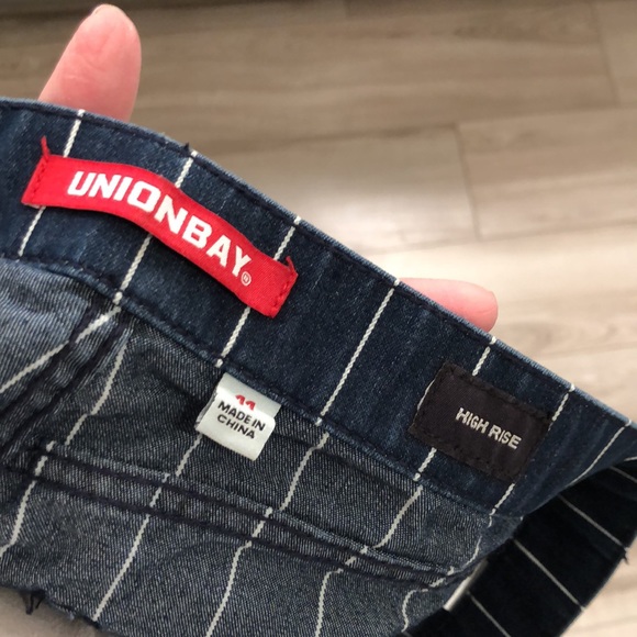 Like New Union Bay High Rise - Size 11 - Picture 5 of 7